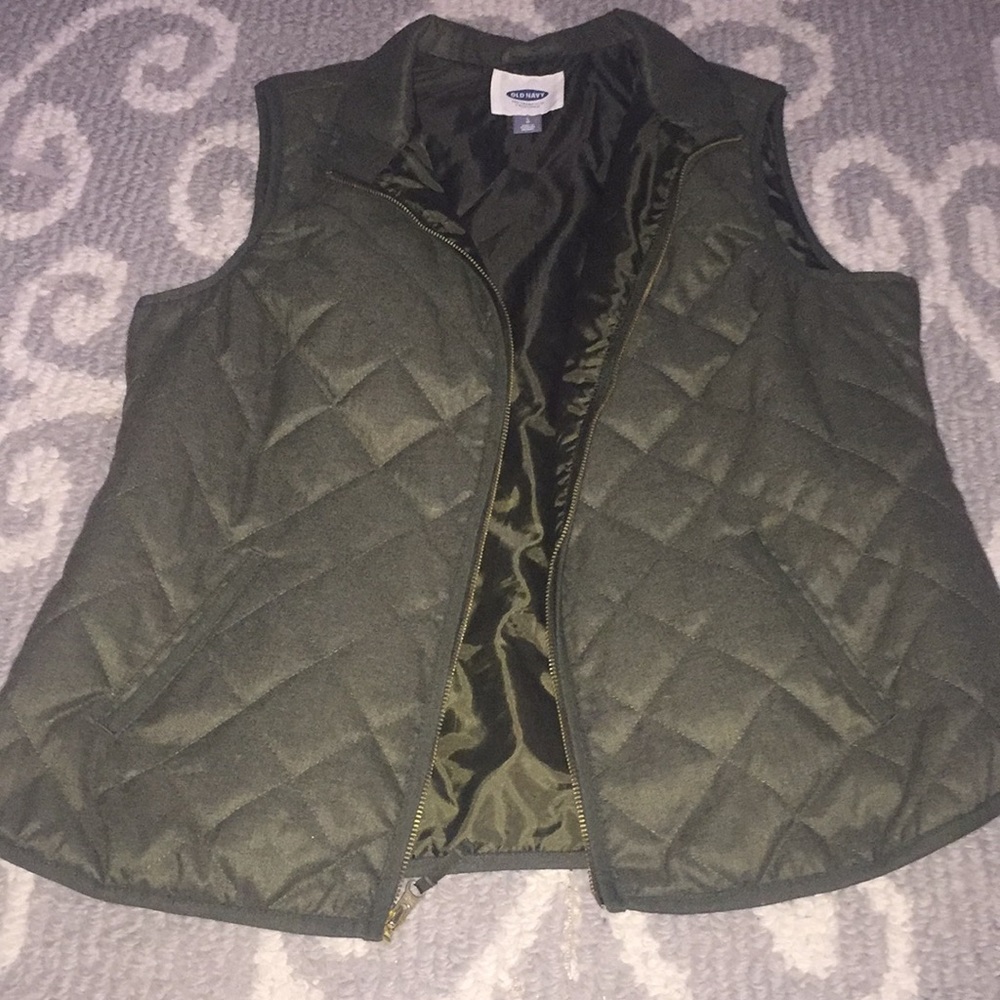 Large Army Green Vest